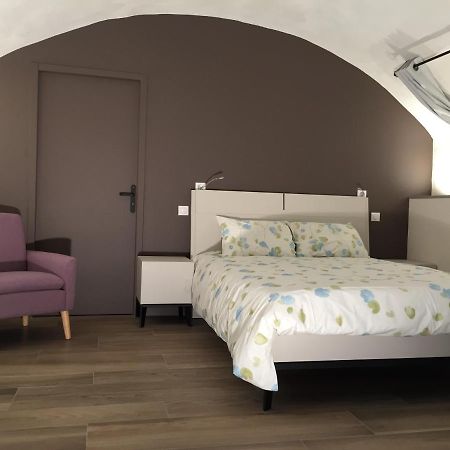 Apartament Ancienne Imprimerie Dans Le Centre Historique De Valence Valence  Zewnętrze zdjęcie